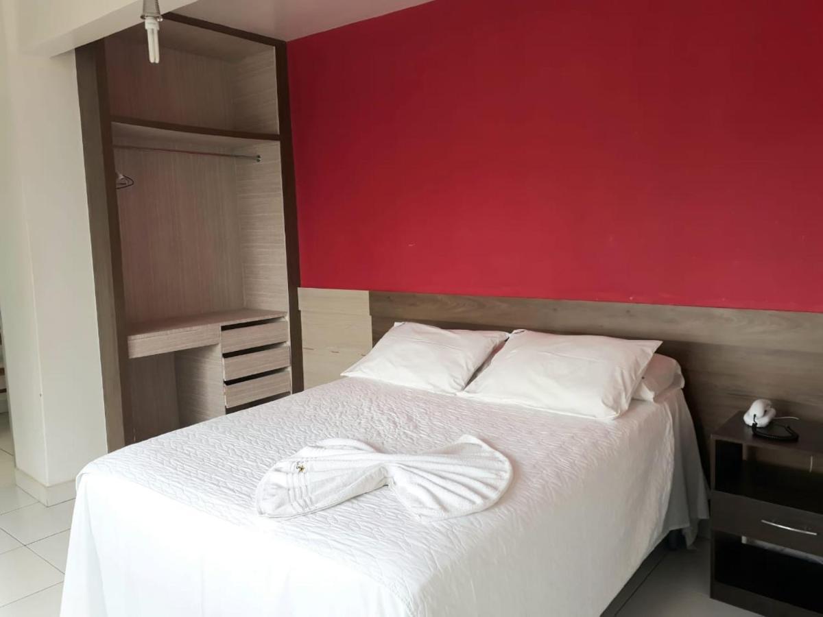 Kris Hotel Петроліна Екстер'єр фото